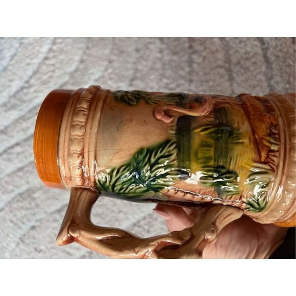 Vintage Souvenir Cups - Picture 10 of 10